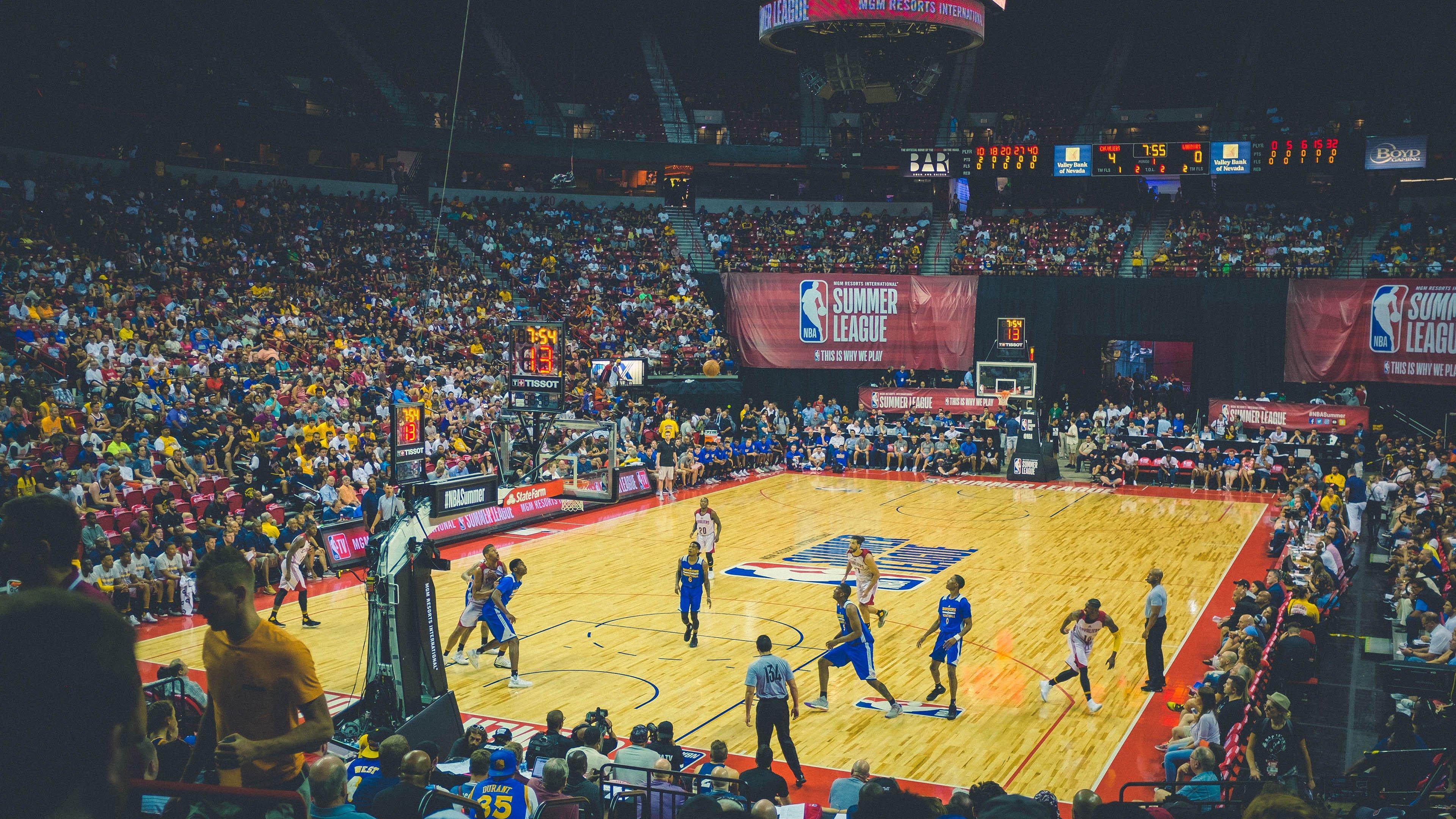 乌度卡赞扬谢泼德防守能力跃升，一步被过困境显著改善