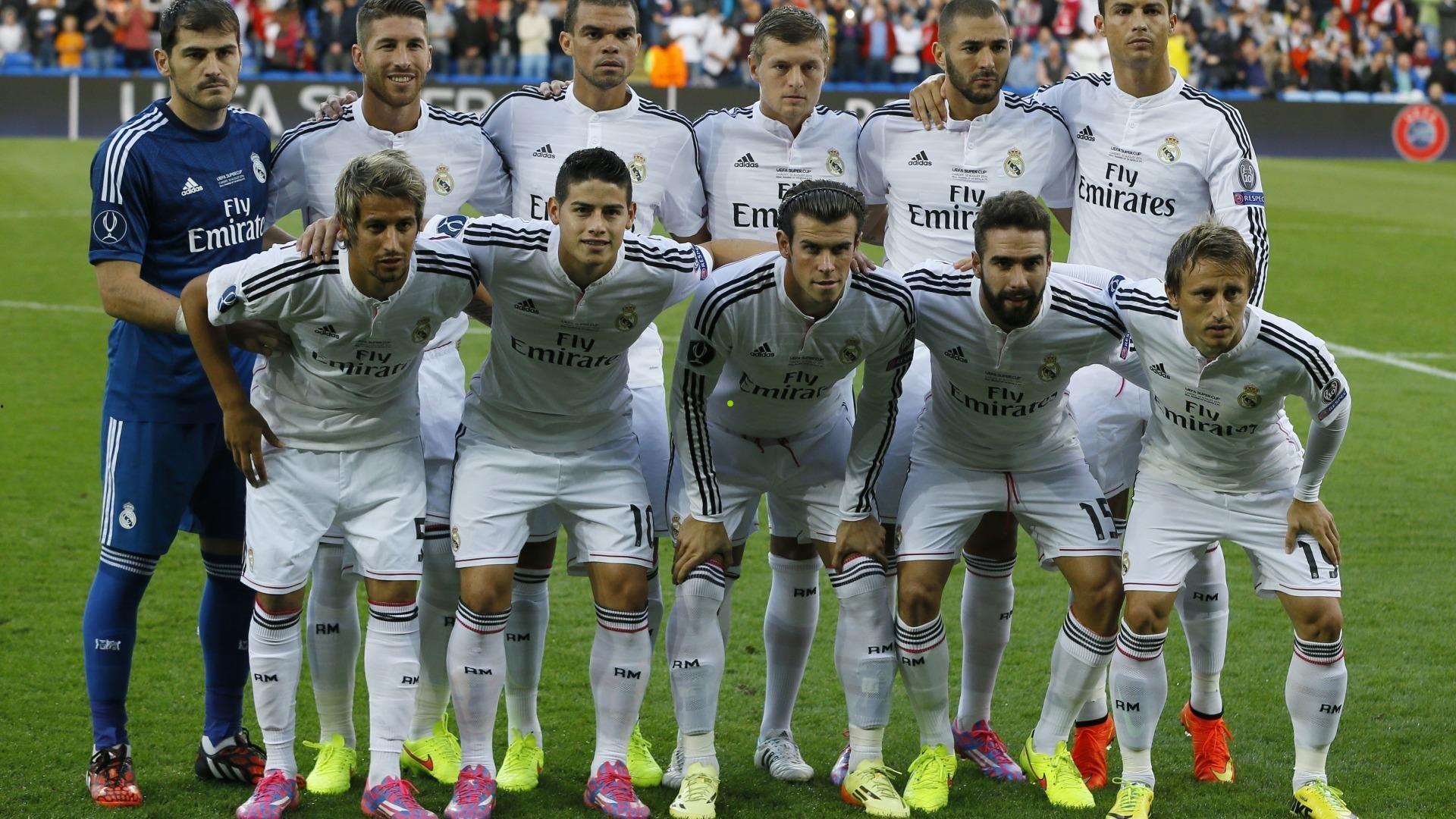 东契奇盛赞斯玛特防守指挥艺术，全队在场上的听觉焦点凝聚于他的声音